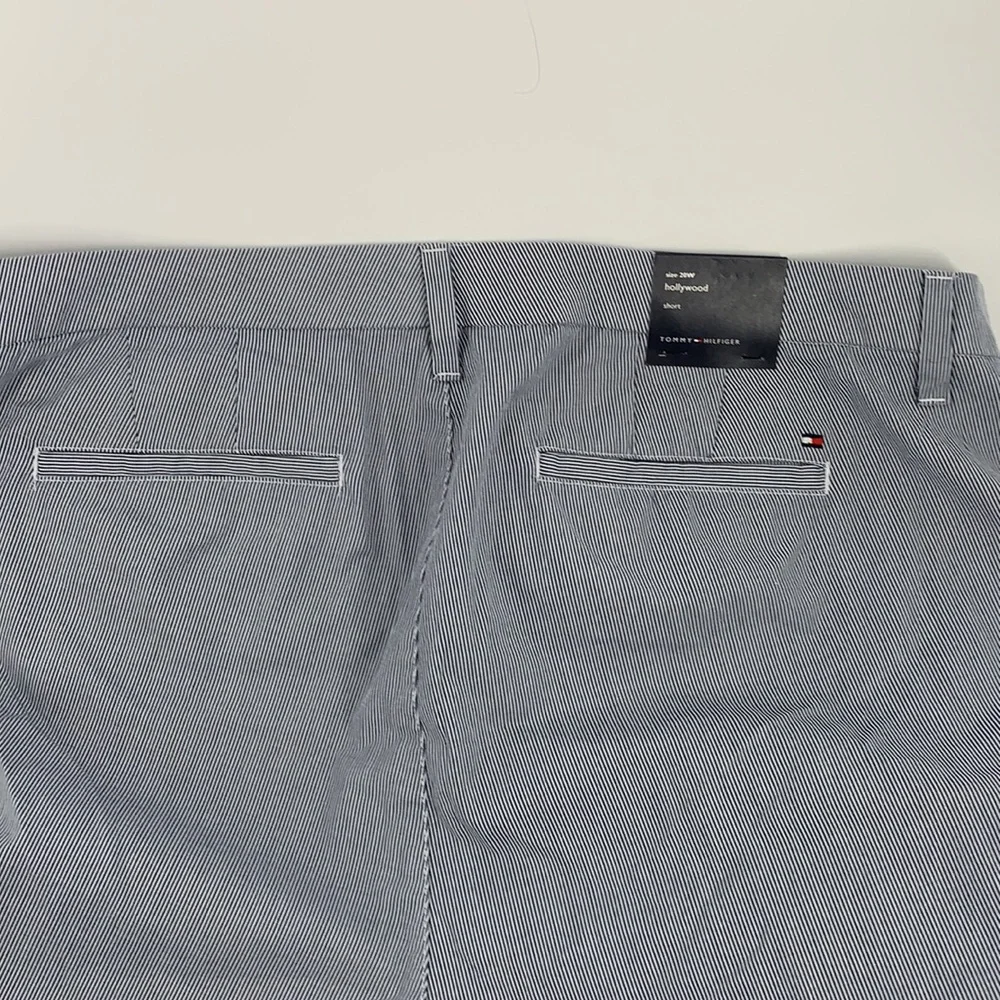 NWT TOMMY HILFIGER Hollywood pinstriped Shorts 20W - Picture 2 of 5
